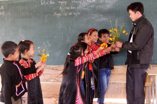Đề xuất tăng lương cho giáo viên: Bộ Giáo dục và Đào tạo lên tiếng!