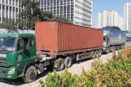 Đề nghị truy tố 2 cán bộ Hải quan vụ buôn lậu 5.000 tấn thuốc bắc