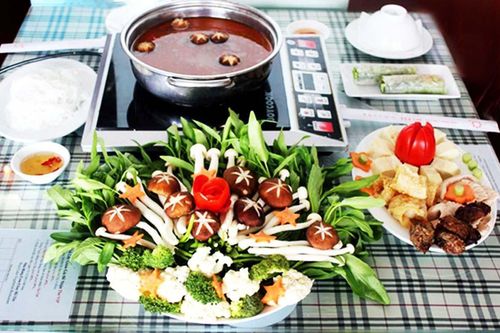 Mở cuộc thi '100 món ăn từ rau và hoa Đà Lạt'