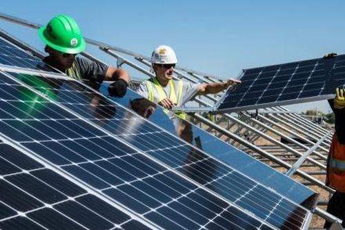 Mỹ: Kế hoạch đầu tư cơ sở hạ tầng trị giá 2,25 nghìn tỷ USD cho năng lượng sạch