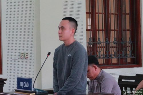 Hai con nghiện ở Quảng Nam góp tiền ra Nghệ An mua 'hàng trắng'