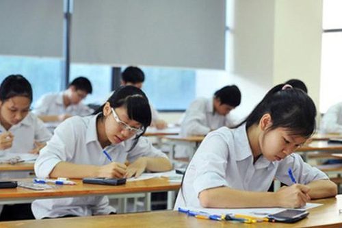 Đề tham khảo thi tốt nghiệp THPT 2021: Học sinh 'dễ thở' với Toán - Ngữ văn