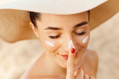 Mùa hè đến bạn phải thay đổi ngay thói quen dưỡng da