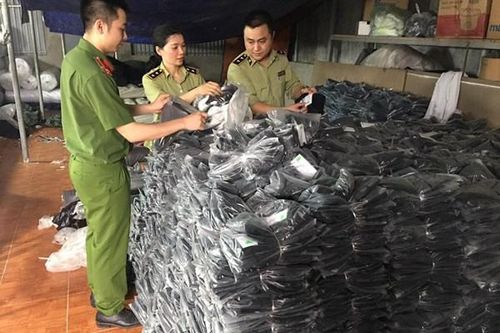 Giải pháp nào quản lý thị trường trên nền tảng số và thương mại truyền thống?