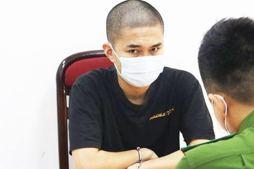 'Bố nuôi' quay clip nóng tống tiền 'Sugar Baby' ngay buổi gặp đầu