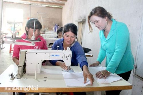 Nâng vai trò, trách nhiệm của người đứng đầu cấp ủy trong thực hiện các đề án
