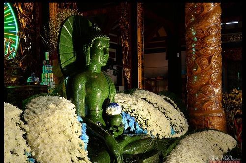 Nhờ phòng hộ và xa lìa mà đoạn trừ phiền não