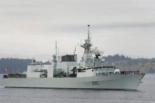 Tàu chiến Canada tiến sát Trường Sa