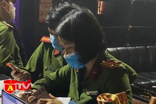 Phạt 30 triệu đồng quán bar trong phố cổ hoạt động quá giờ
