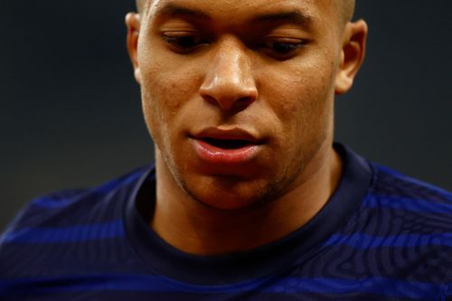Mbappe cảm thấy mệt mỏi tại Pháp