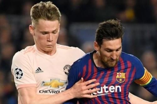 Hiểu lầm khiến McTominay suýt không được Messi đổi áo