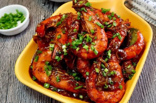 Tôm rang tiêu đen lạ miệng