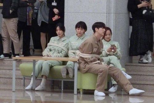 Giới siêu giàu Gangnam phải trả giá thế nào ở tập cuối 'Penthouse 2'?