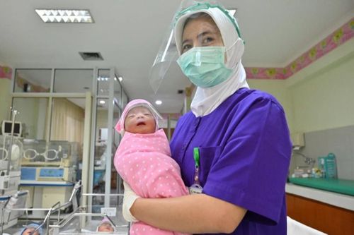 Quốc gia Đông Nam Á đi ngược xu hướng khuyến khích sinh đẻ