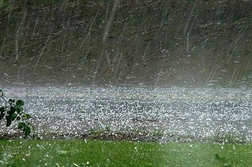 Vùng núi Bắc Bộ đề phòng mưa lớn cục bộ, gió giật mạnh và mưa đá