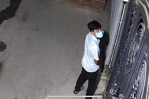 Nhà giám đốc chi nhánh ngân hàng bị trộm đột nhập lấy gần 1 tỷ đồng