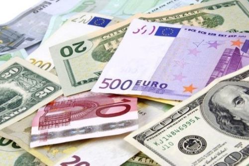 Không được thu phí giao dịch đối với giao dịch ngoại tệ