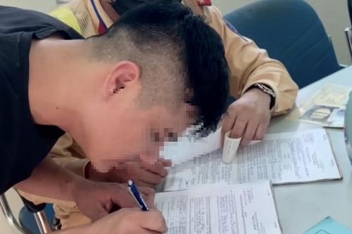 Phạt 17 triệu đồng tài xế đi ngược chiều cao tốc Nội Bài – Lào Cai