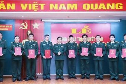 VKSQS trung ương trao quyết định bổ nhiệm Kiểm sát viên cao cấp