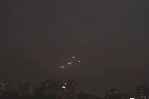 Hạm đội UFO bí ẩn 'đổ bộ' xuống thăm Chile