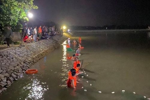 Đi tắm hồ cùng nhóm bạn, nam sinh lớp 9 đuối nước tử vong thương tâm