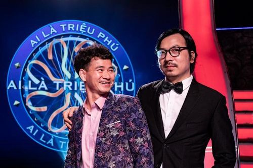 Giáo sư Xoay nhận được hàng chục bát súp khai vị, hỏi ra mới biết là quà đặc biệt từ NS Xuân Bắc