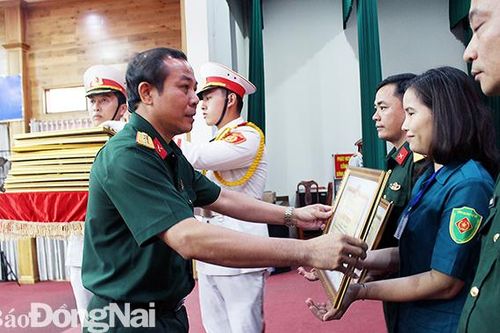 Công nhận 40 thí sinh đoạt danh hiệu cán bộ giảng dạy chính trị giỏi năm 2021