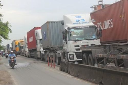 Kỳ cuối: Giải pháp nào giúp giảm kẹt xe cho các tuyến đường vào cảng?