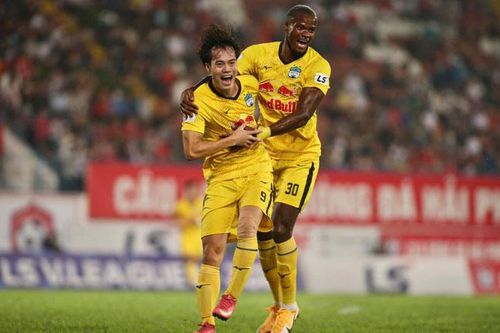 Văn Toàn tỏa sáng, Hoàng Anh Gia Lai giành chiến thắng 2-0 trước Hải Phòng FC