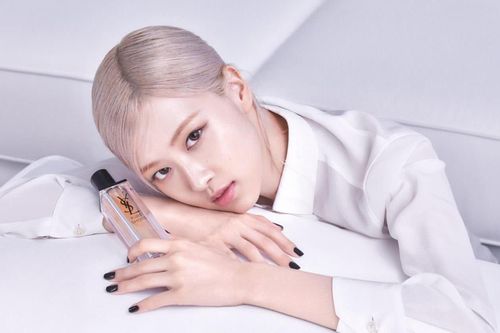 Cuối cùng thì Rosé có phải Đại sứ toàn cầu của Saint Laurent hay chỉ là một sự hiểu lầm?