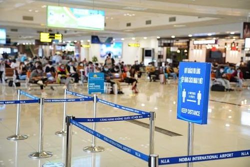 Hàng không khuyến cáo hành khách khai báo y tế để tránh ùn tắc