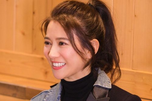 Viên Vịnh Nghi tái hợp TVB sau 10 năm rời đài