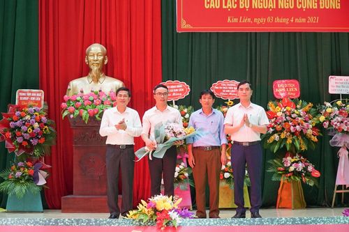 Khai giảng 'CLB ngoại ngữ cộng đồng' miễn phí đầu tiên tại Nghệ An
