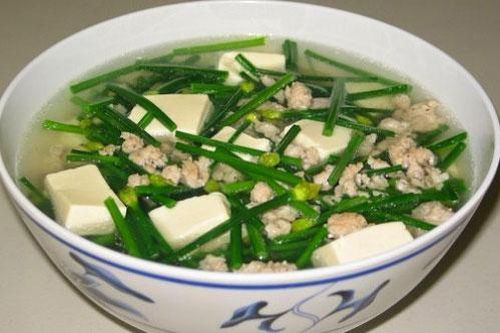 Nấu đậu phụ chớ dại bỏ hành lá: Sai lầm cơ bản mà nhiều bà nội trợ mắc phải khiến cơ thể rước bệnh