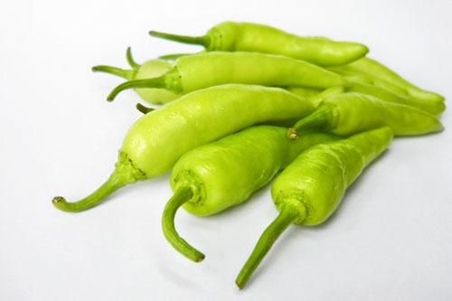 Mua ớt xanh chỉ cần nhìn vào độ cong biết ngay ớt ngon hay không