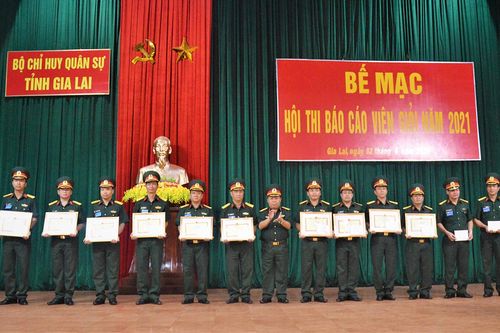 Bộ Chỉ huy Quân sự tỉnh Gia Lai bế mạc Hội thi báo cáo viên giỏi năm 2021