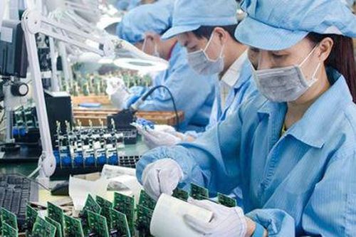 Quý I-2021, máy tính, sản phẩm điện tử được nhập khẩu nhiều nhất