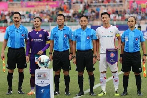 Sự 'nuông chiều' của trọng tài làm hỏng V.League