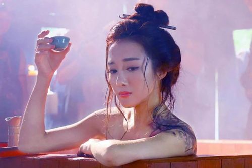 'Đát Kỷ' Lý Y Hiểu từng bị hủy hoại dung nhan vì tai nạn kinh hoàng