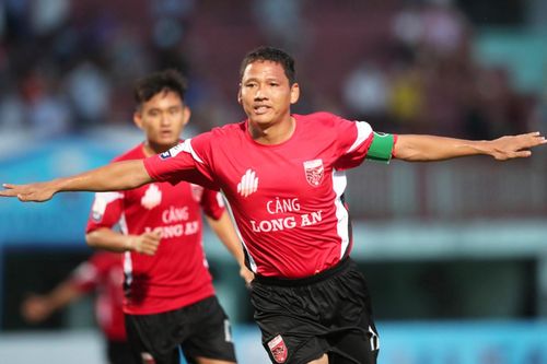Anh Đức ghi bàn trong 3 trận liên tiếp