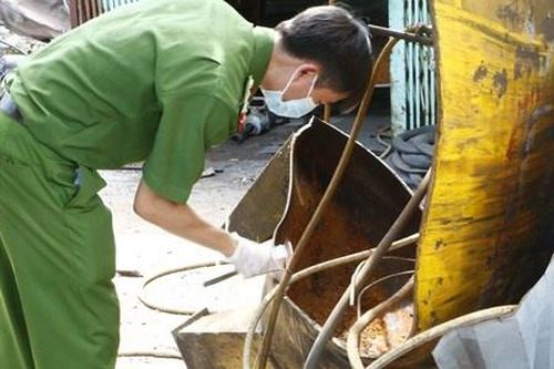 Công nhân tử vong không phải do đồng nghiệp xịt hơi vào trong người