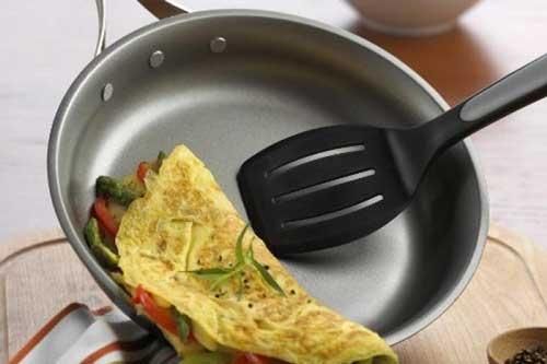 Những sai lầm khi sử dụng chảo chống dính khiến bệnh tật 'ghé thăm'