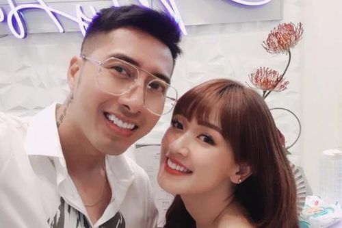Biến căng: Vợ Only C tố nhân viên nhà hàng lẩu lăng mạ tục tĩu gia đình