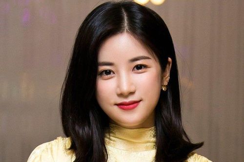 Bất ngờ với phản ứng của Knet khi trưởng nhóm Apink bị tố bạo lực học đường