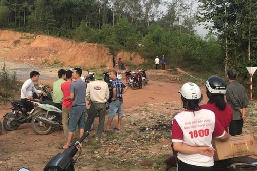 Đi chăn bò trên đồi vắng, người dân hoảng hồn phát hiện thi thể đang phân hủy