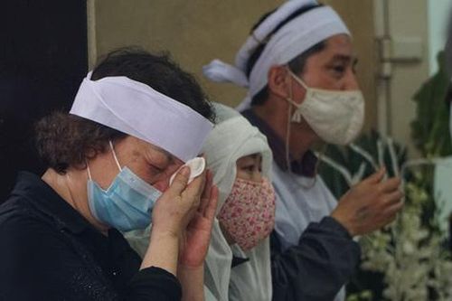 Vụ cháy khiến 4 người trong gia đình tử vong: 'Chúng tôi đã quỳ xin phép màu mà không có'