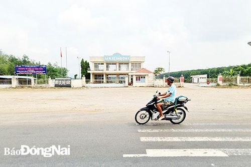 Bến xe Dầu Giây: Trong vắng, ngoài đông