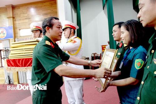 Chú trọng chất lượng giảng dạy chính trị trong lực lượng vũ trang