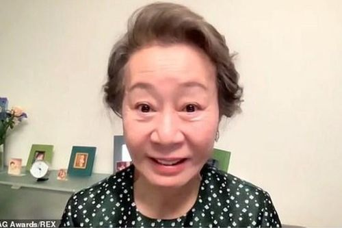 Ngôi sao 'Minari' giành giải thưởng của Hiệp hội Diễn viên Mỹ trước thềm Oscar