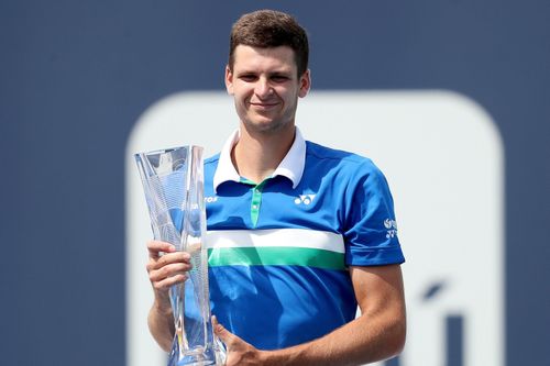 Tay vợt đi vào lịch sử Ba Lan sau khi lên ngôi Miami Open
